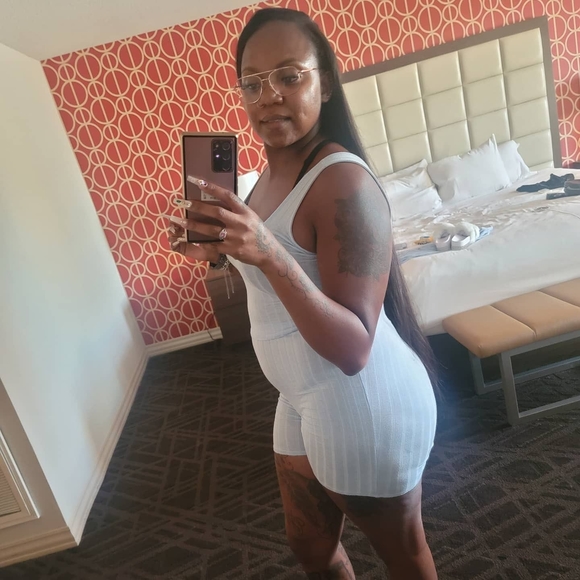 larrisha_94